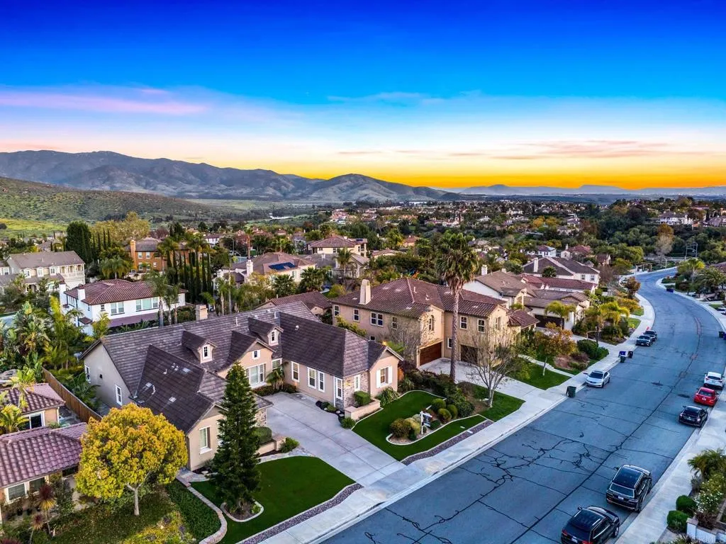 661 Coastal Hills Drive