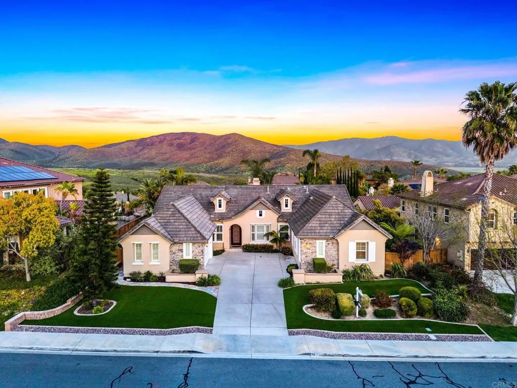 661 Coastal Hills Drive