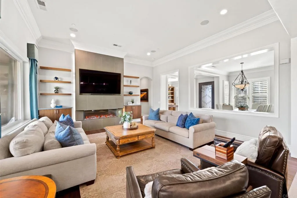 661 Coastal Hills Drive