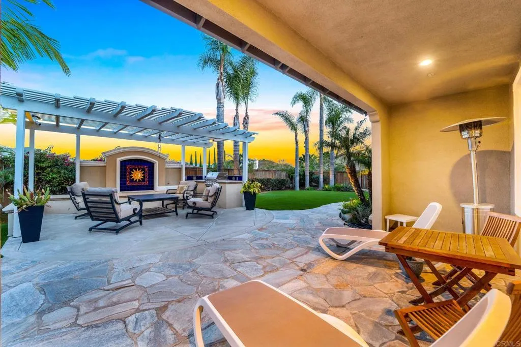 661 Coastal Hills Drive