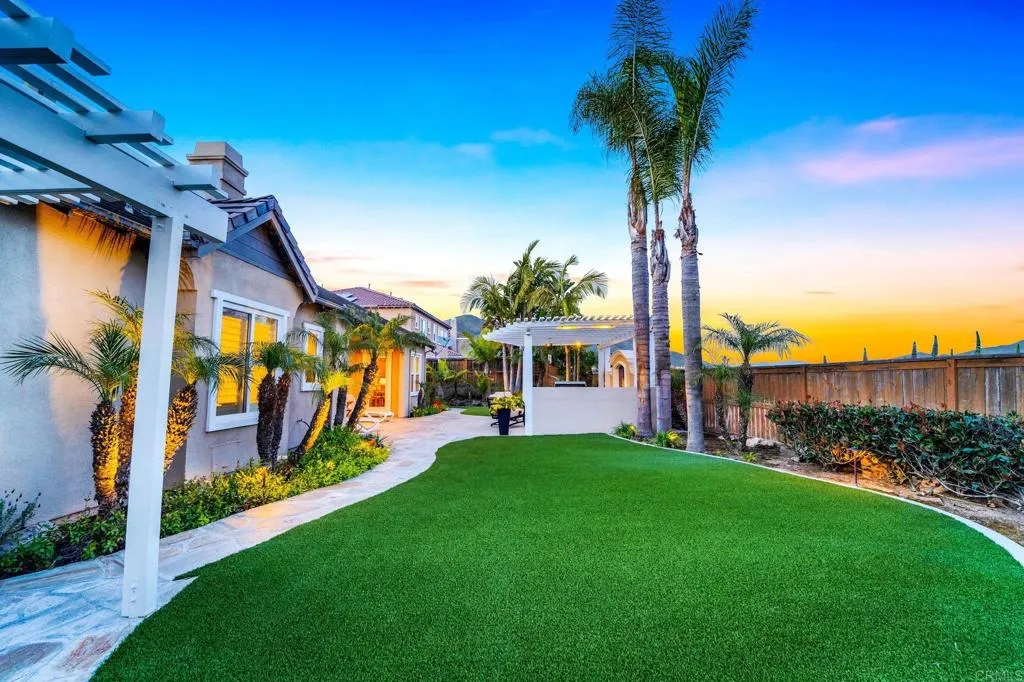 661 Coastal Hills Drive