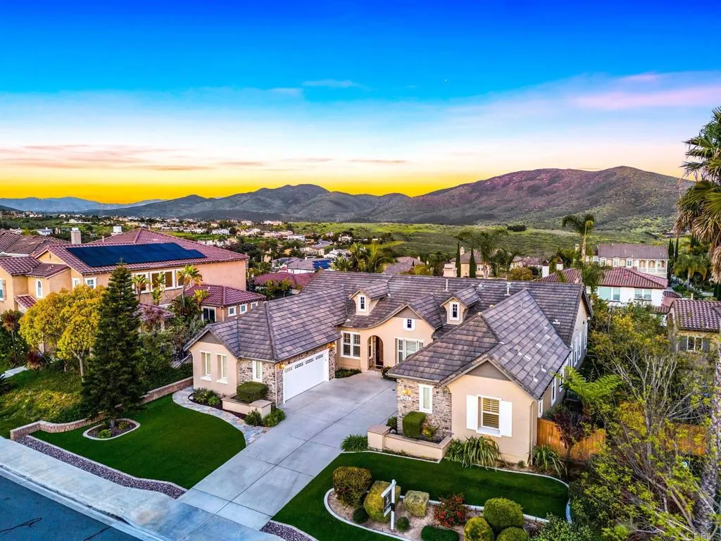 661 Coastal Hills Drive