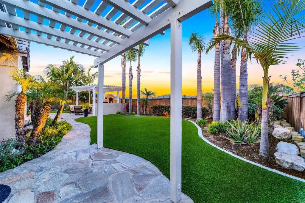 661 Coastal Hills Drive