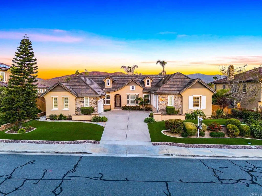 661 Coastal Hills Drive