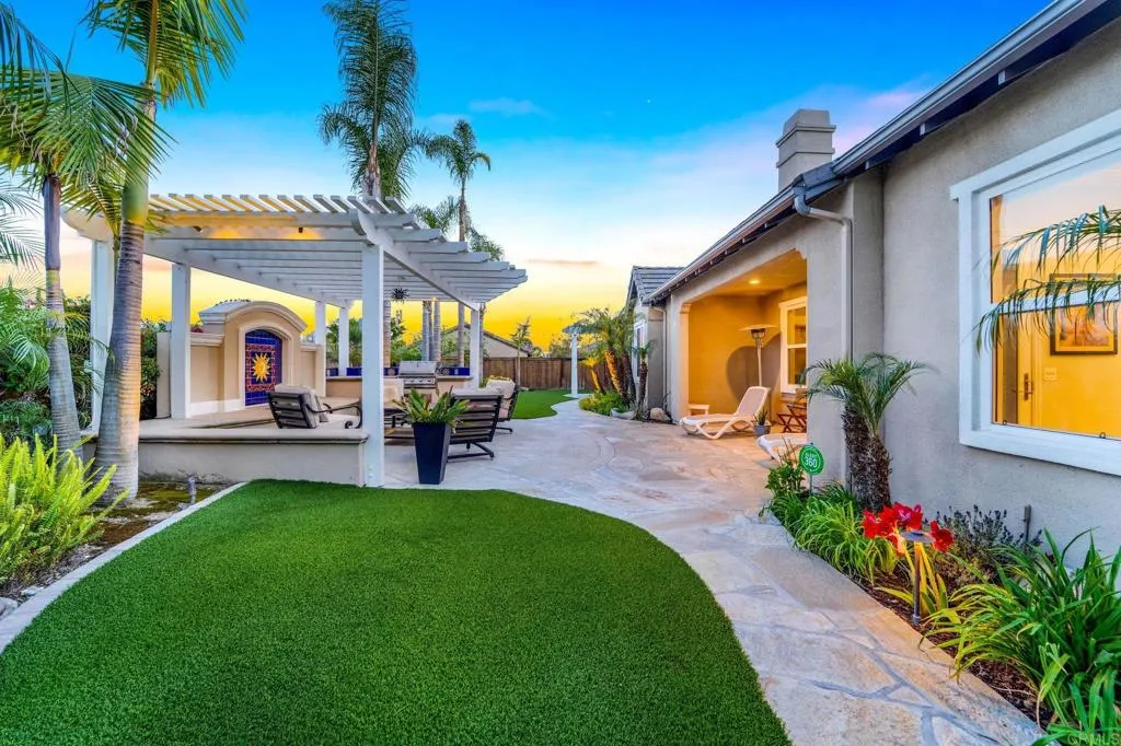 661 Coastal Hills Drive