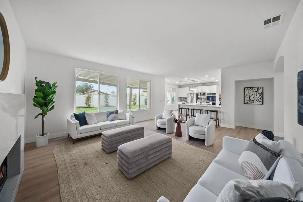 894 Padera Ct
