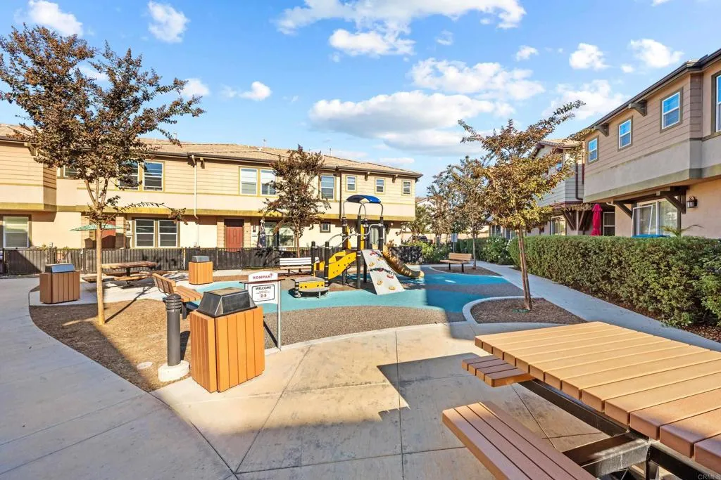 1530 Winter Lane Unit 2