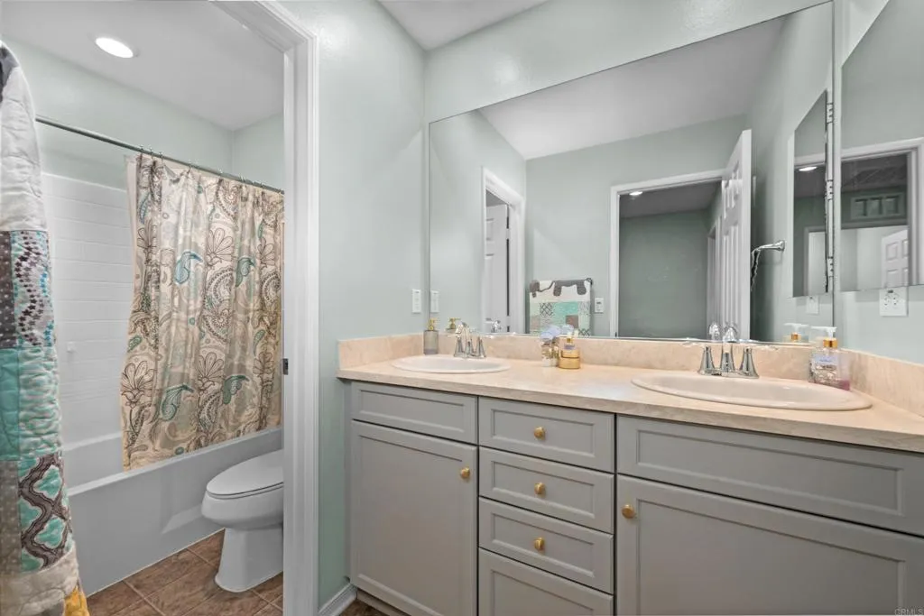 1530 Winter Lane Unit 2