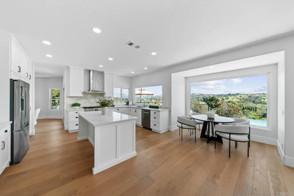 3792 Vista Pointe