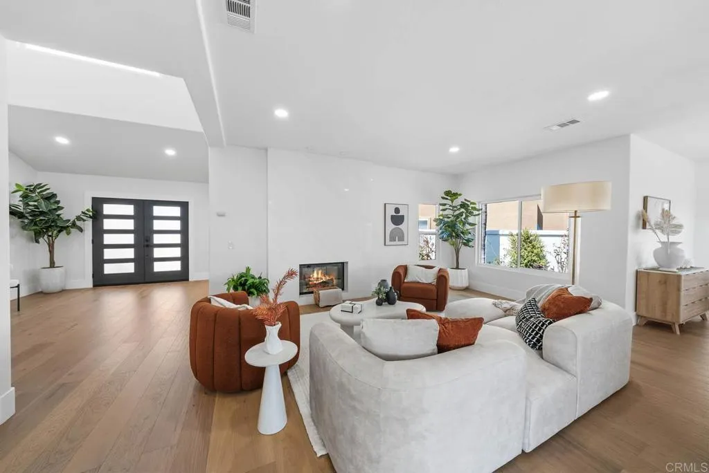 3792 Vista Pointe