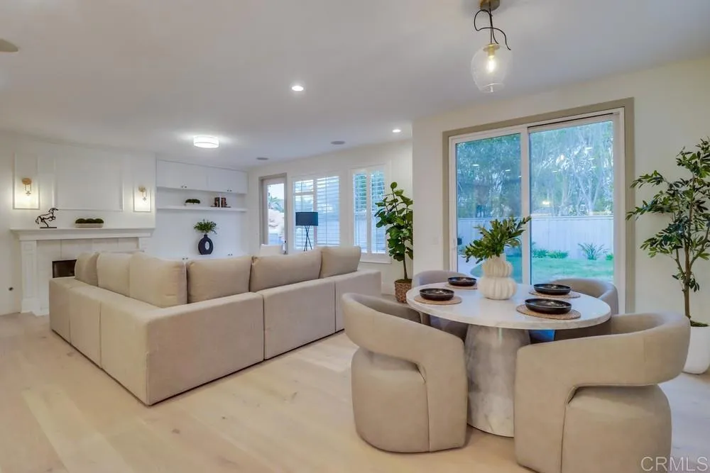 2850 Palmetto Point Ct