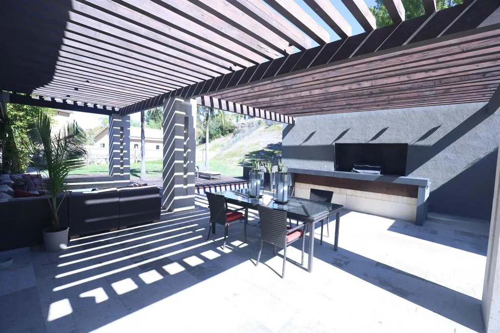 2790 Silver Oak Court