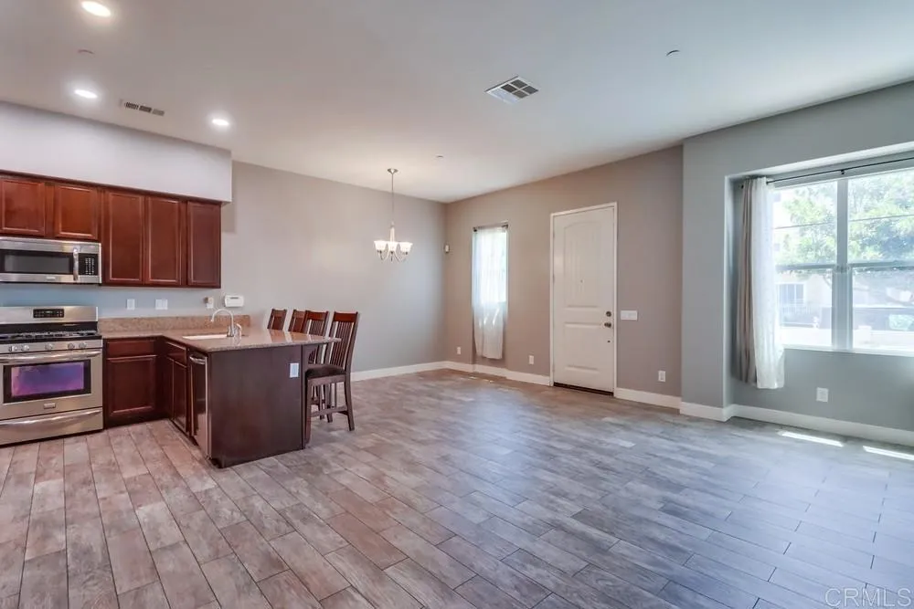 1560 Santa Carolina Rd Unit 2