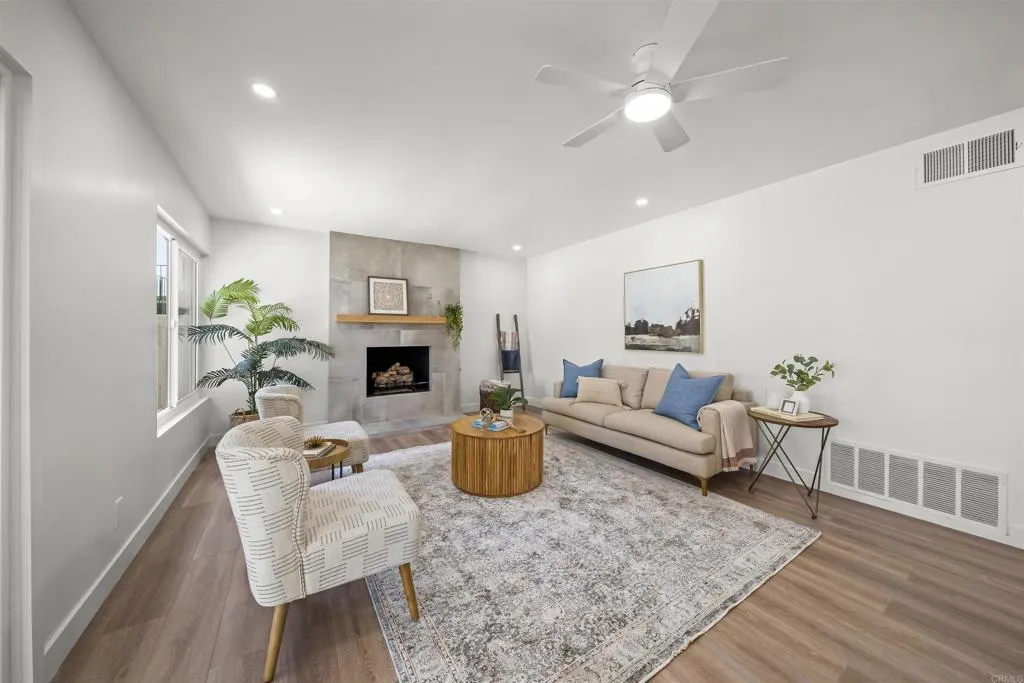 223 Cottingham Ct