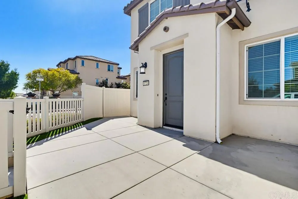 1720 Santa Ivy Ave