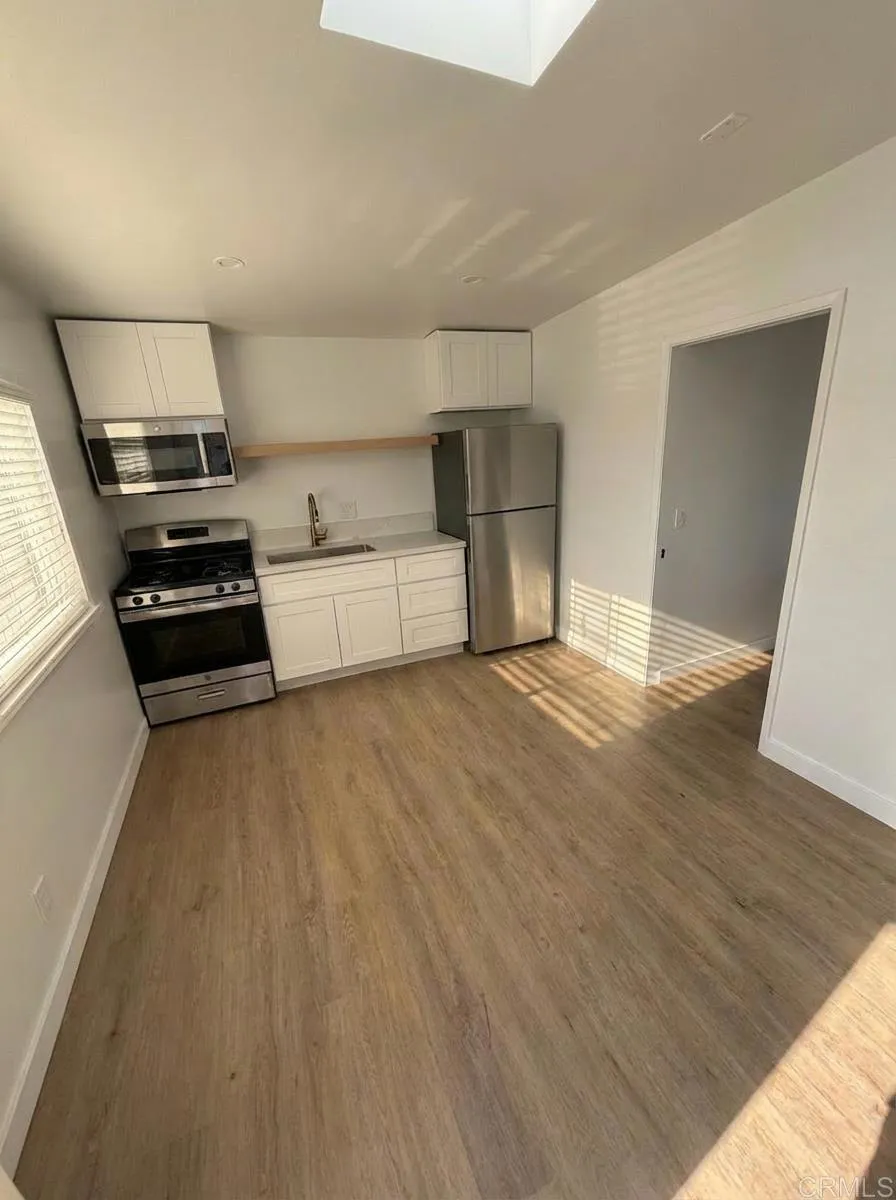 3645 Marlborough Ave