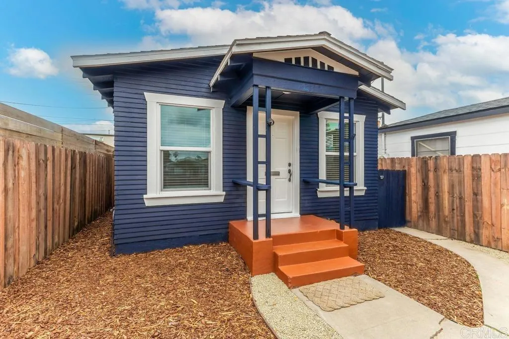 3645 Marlborough Ave