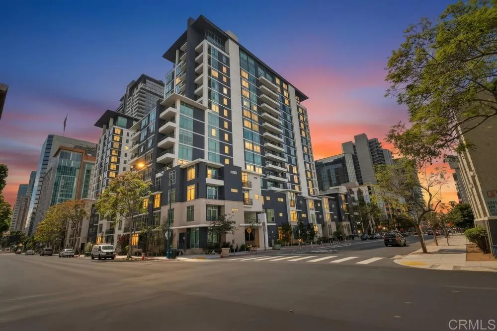 425 W Beech St Unit 226