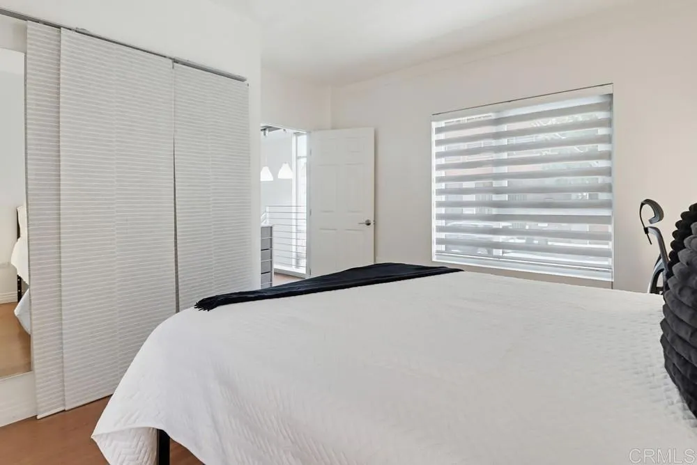 425 W Beech St Unit 226