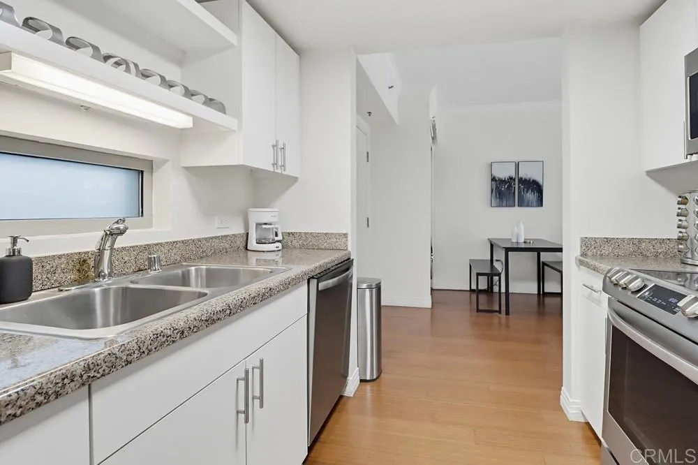 425 W Beech St Unit 226