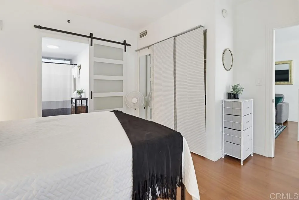 425 W Beech St Unit 226