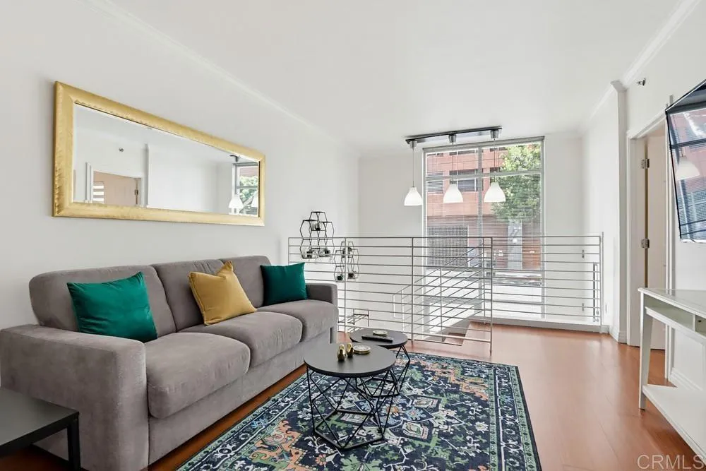 425 W Beech St Unit 226