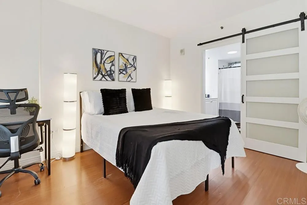 425 W Beech St Unit 226