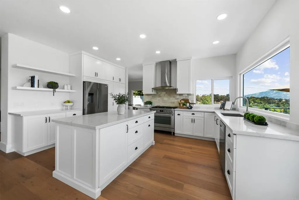 3792 Vista Pt