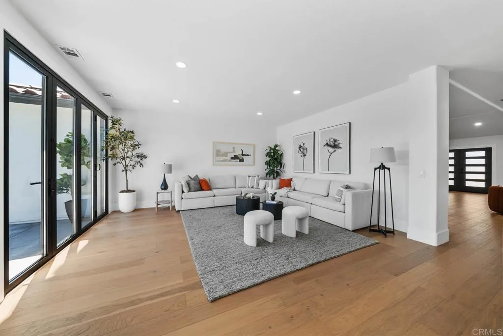 3792 Vista Pt
