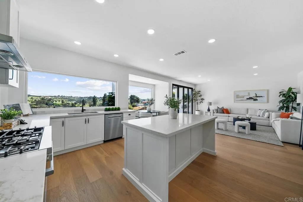 3792 Vista Pt