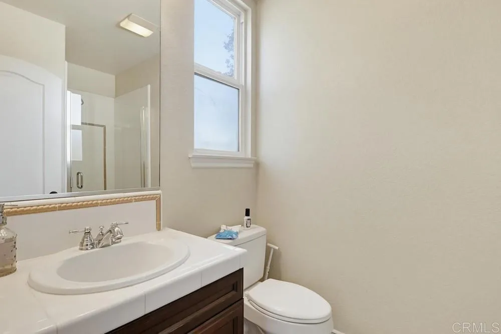 810 Scenic Terrace Pl