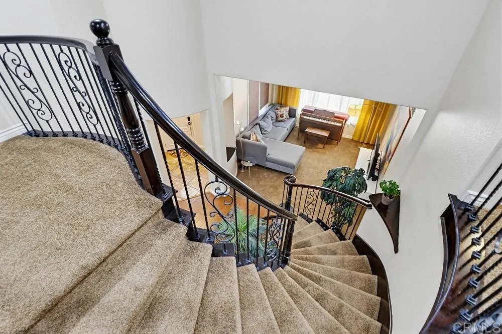 810 Scenic Terrace Pl
