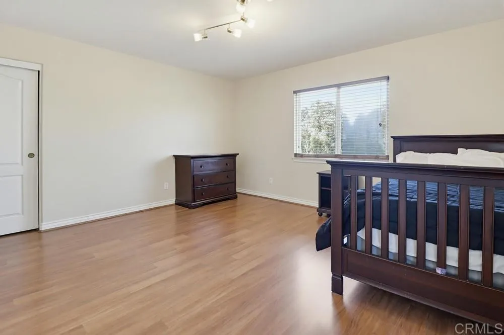 810 Scenic Terrace Pl