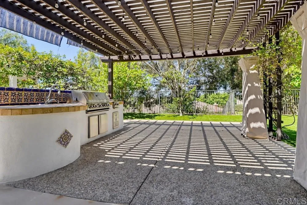 810 Scenic Terrace Pl
