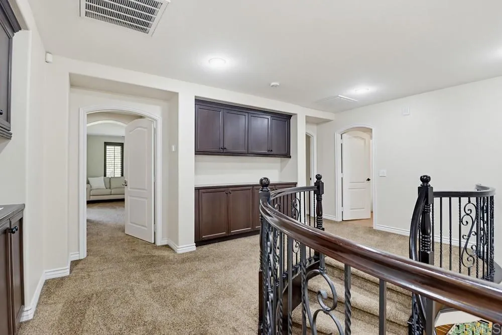 810 Scenic Terrace Pl