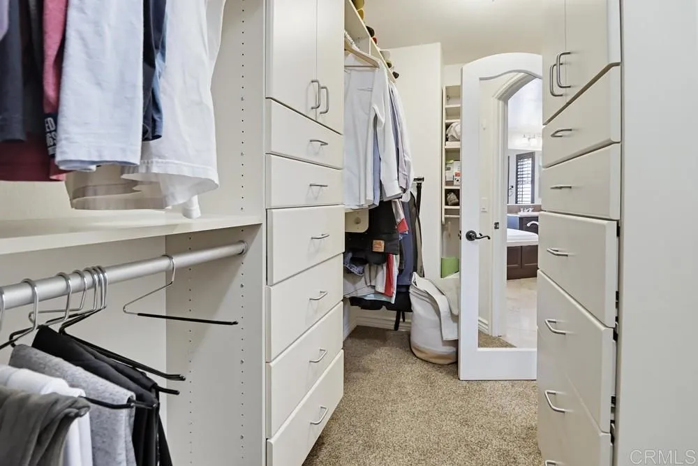 810 Scenic Terrace Pl