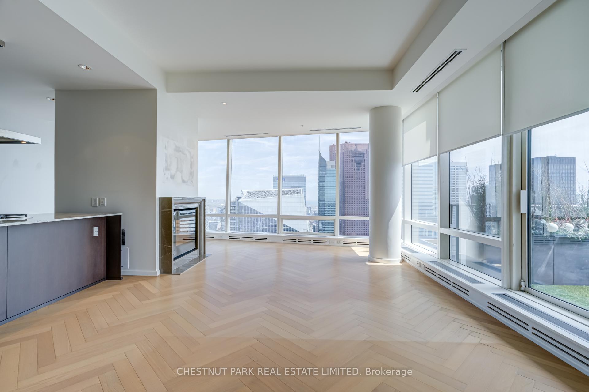 Suite 5808 - 180 University Avenue