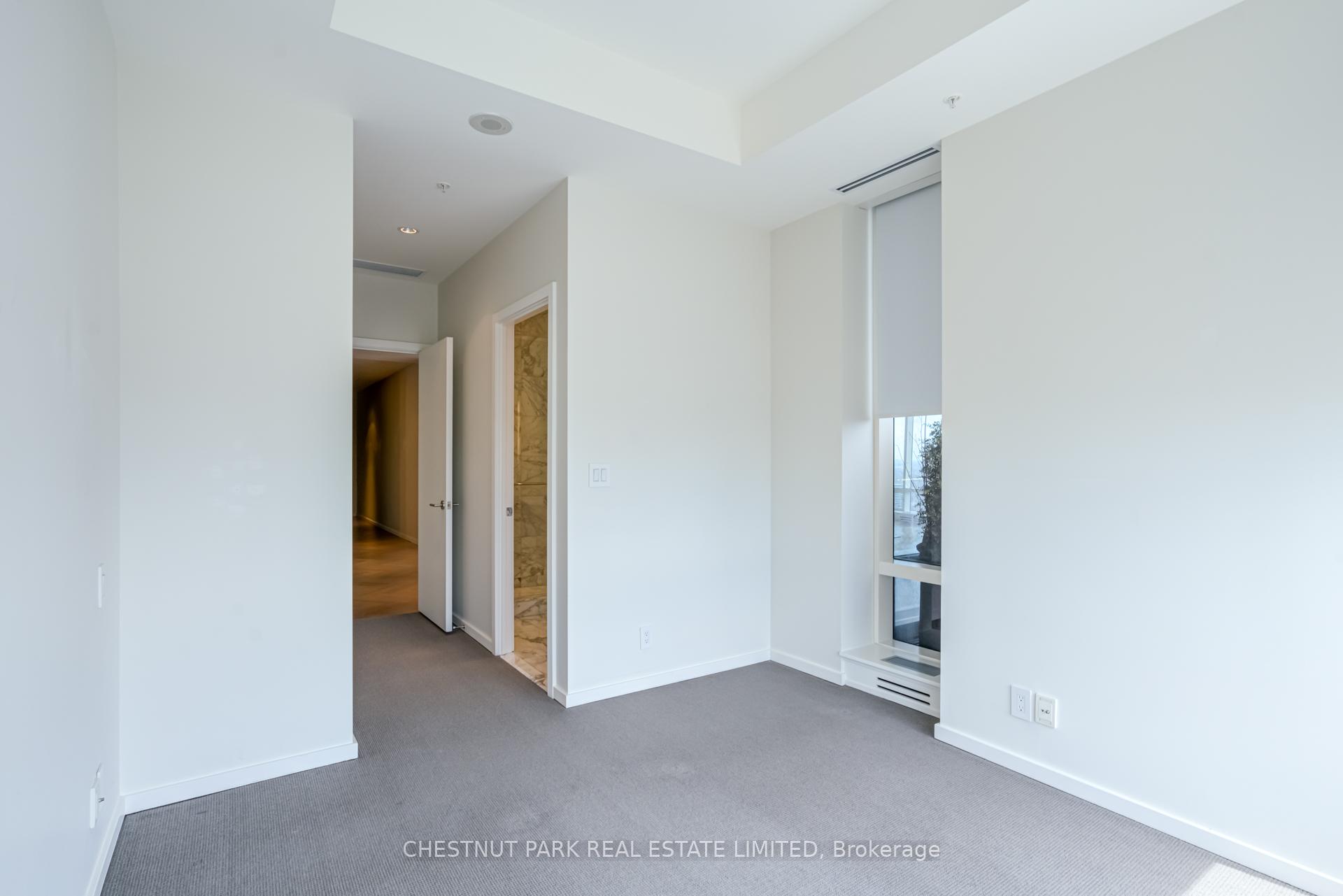 Suite 5808 - 180 University Avenue