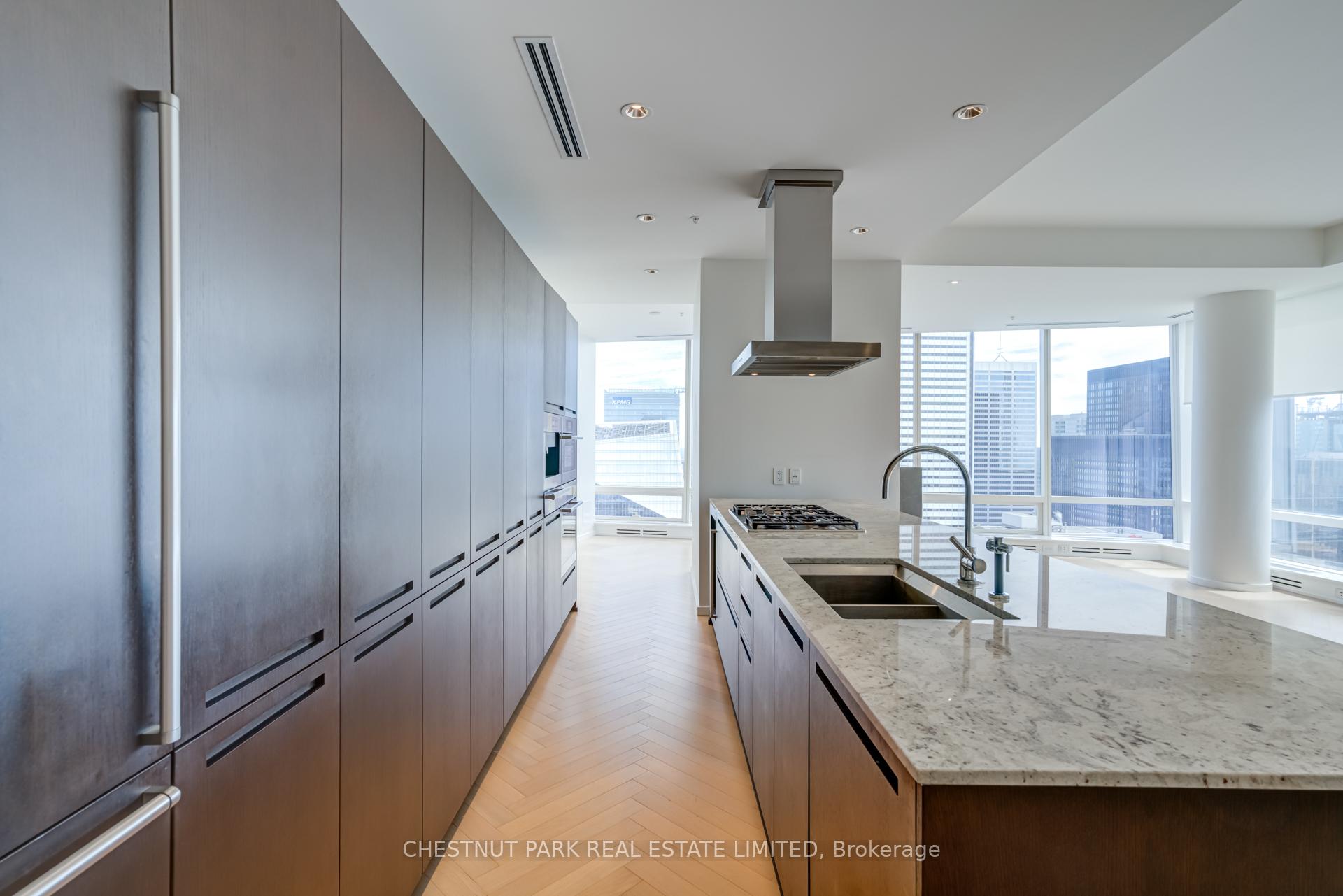 Suite 5808 - 180 University Avenue