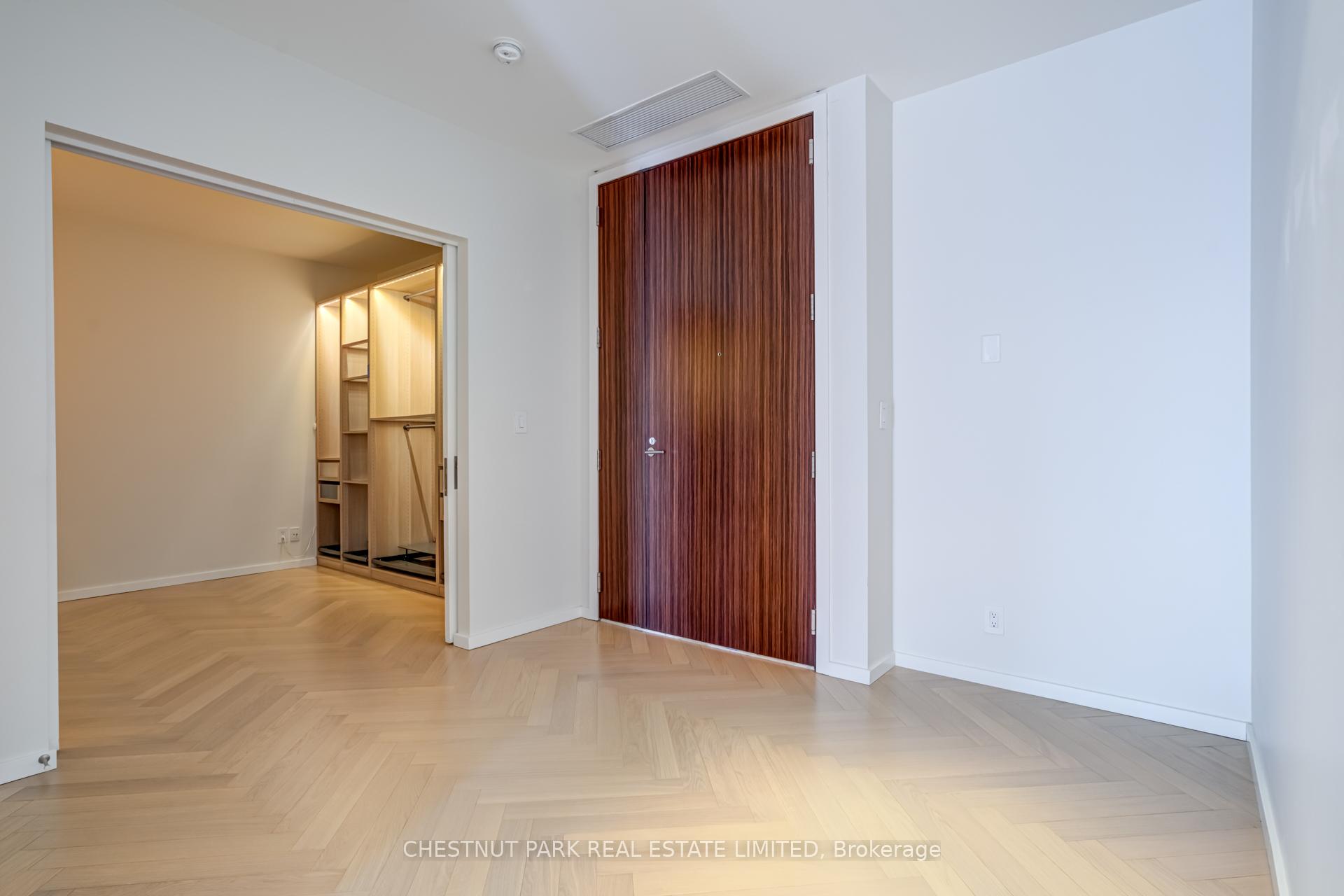 Suite 5808 - 180 University Avenue