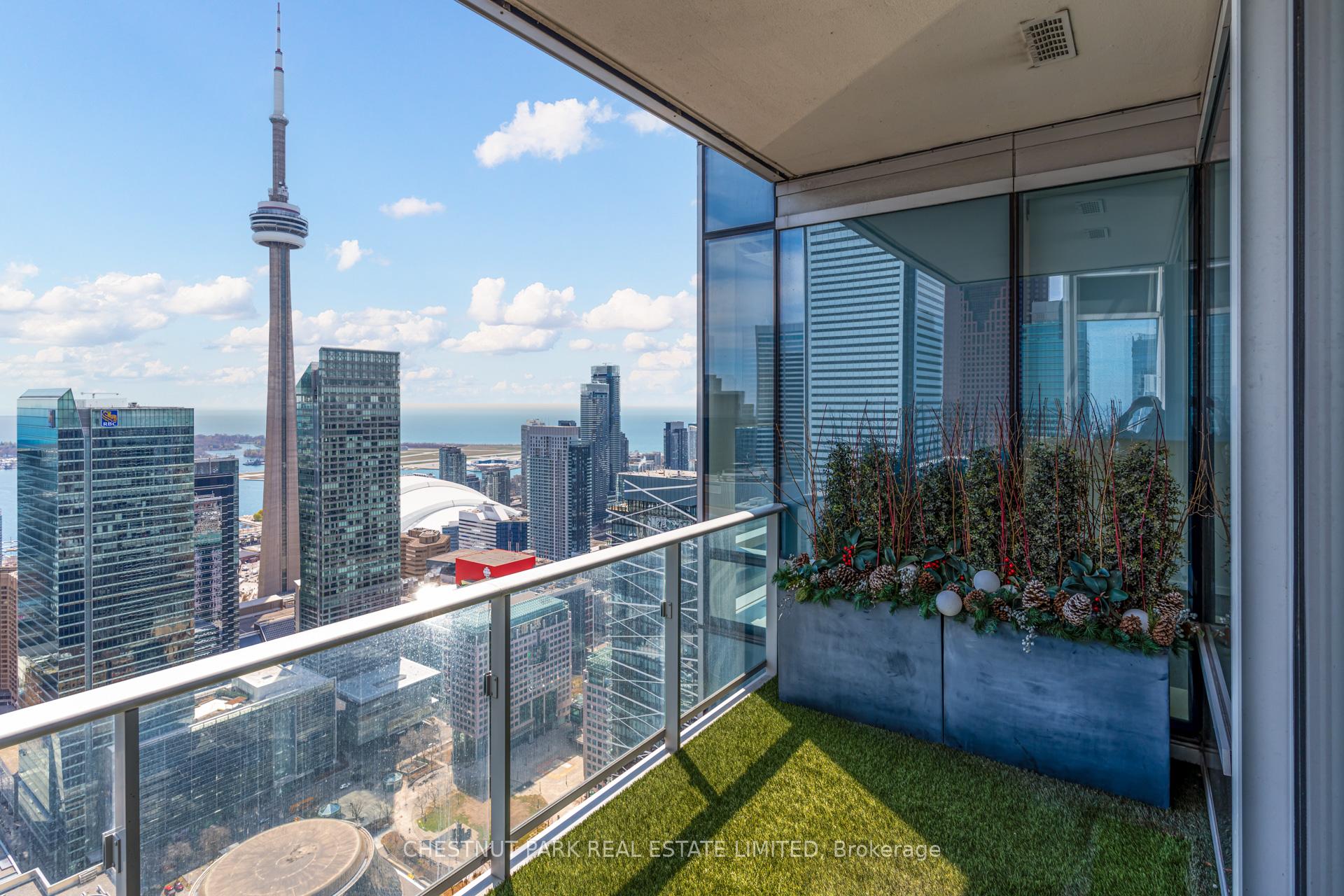 Suite 5808 - 180 University Avenue