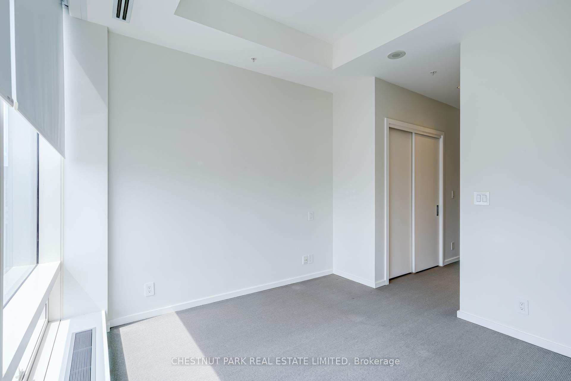 Suite 5808 - 180 University Avenue