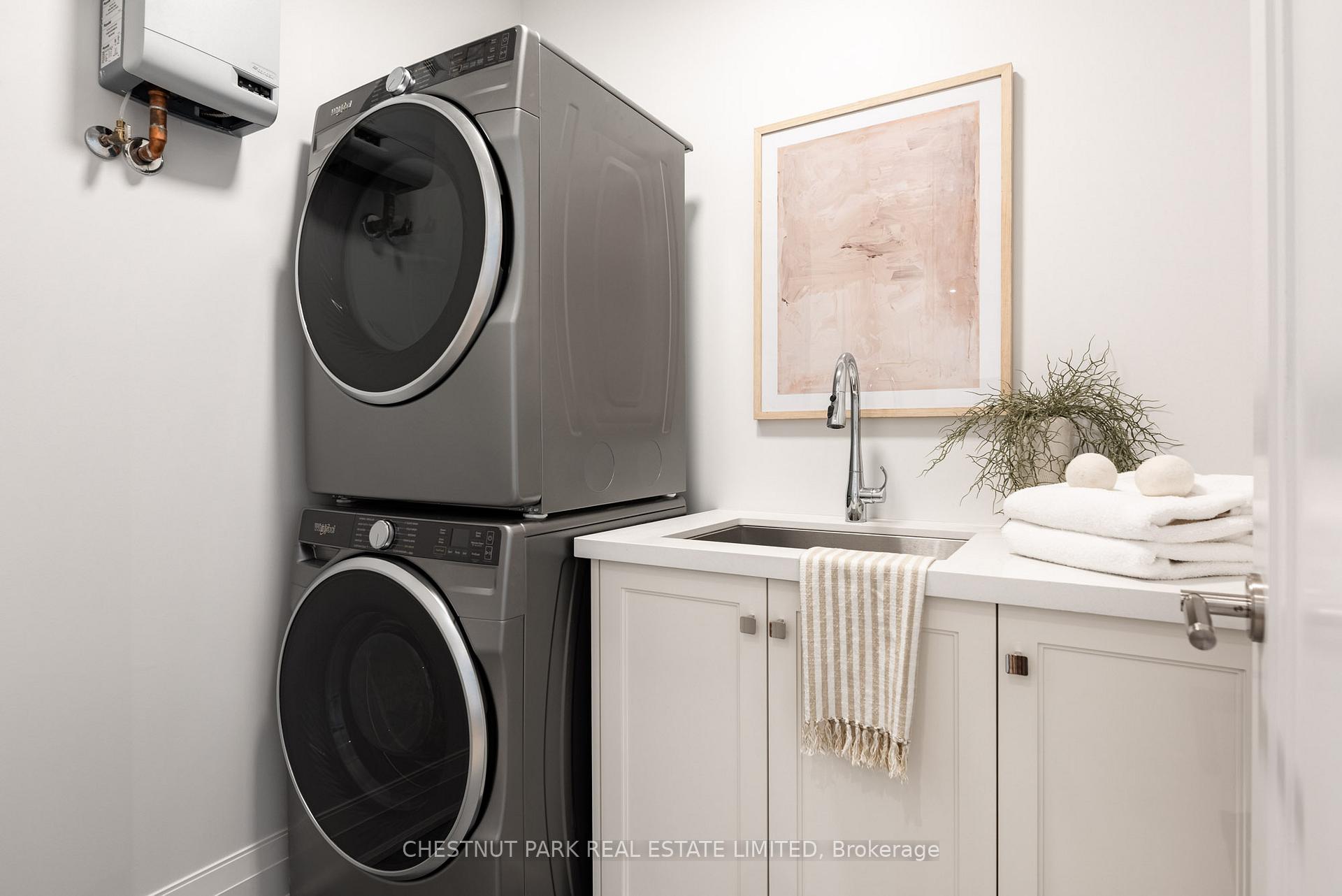 Suite 501- 10 Prince Arthur Avenue