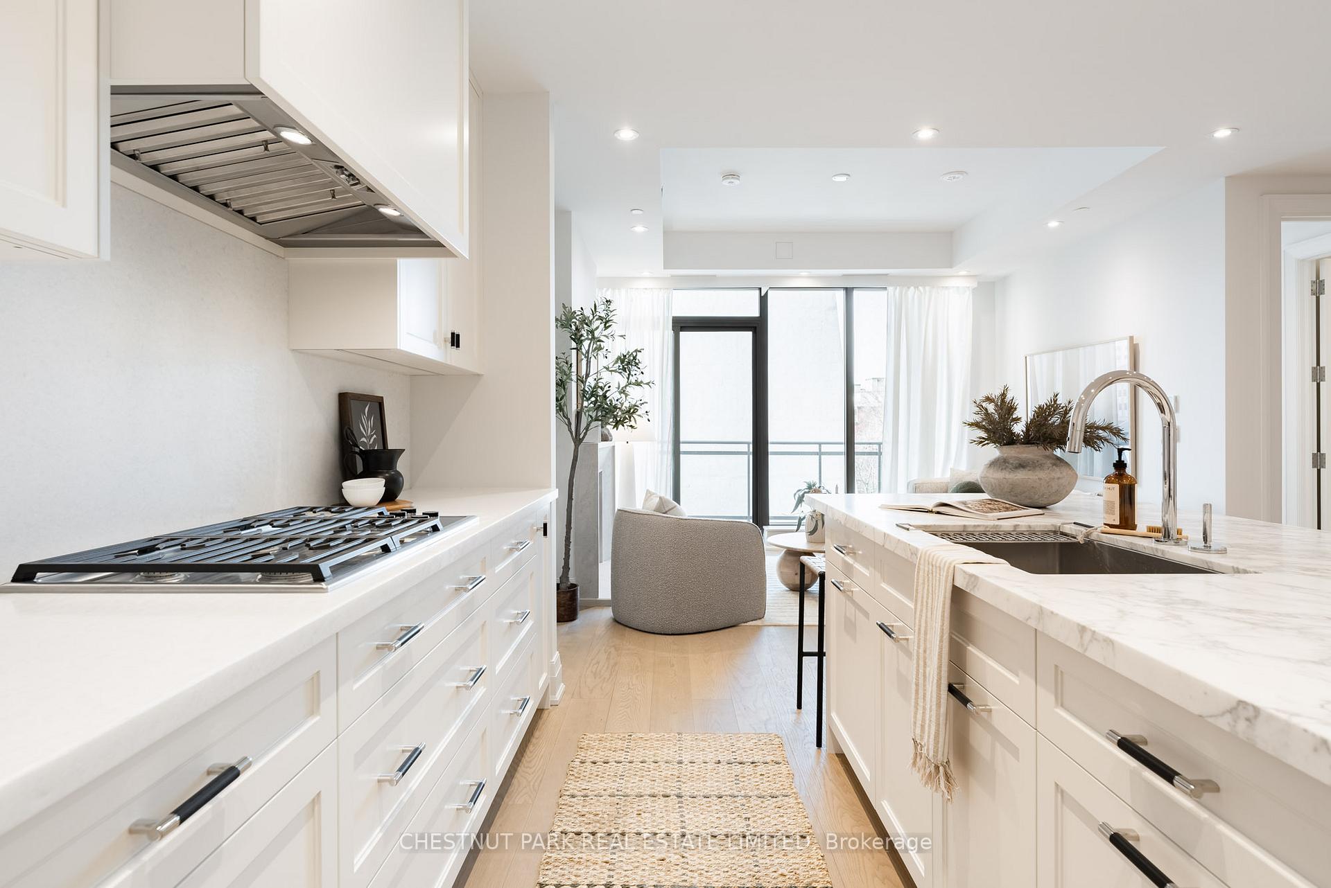 Suite 501- 10 Prince Arthur Avenue