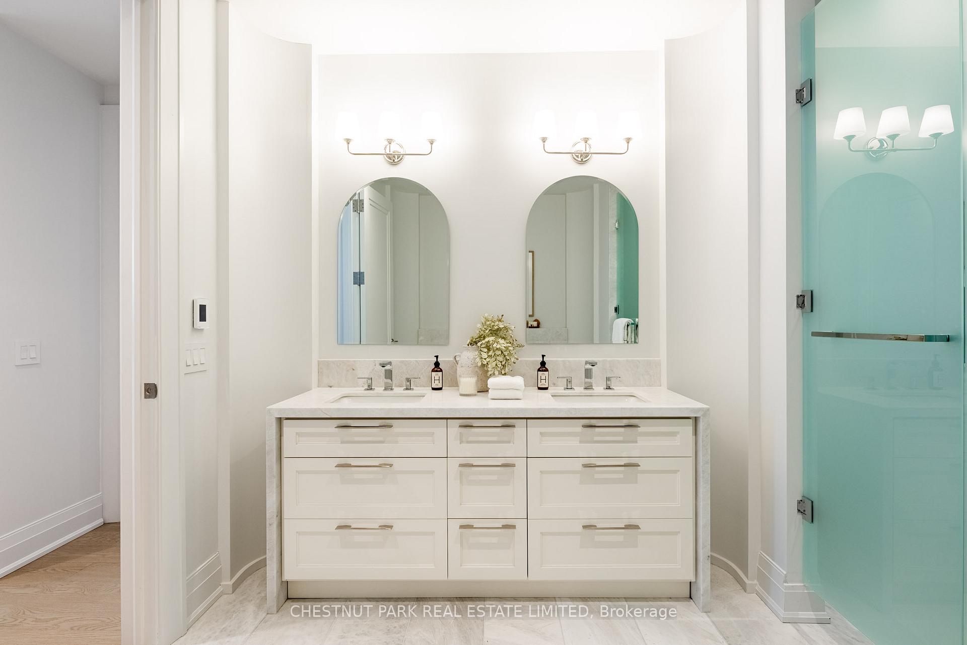 Suite 501- 10 Prince Arthur Avenue