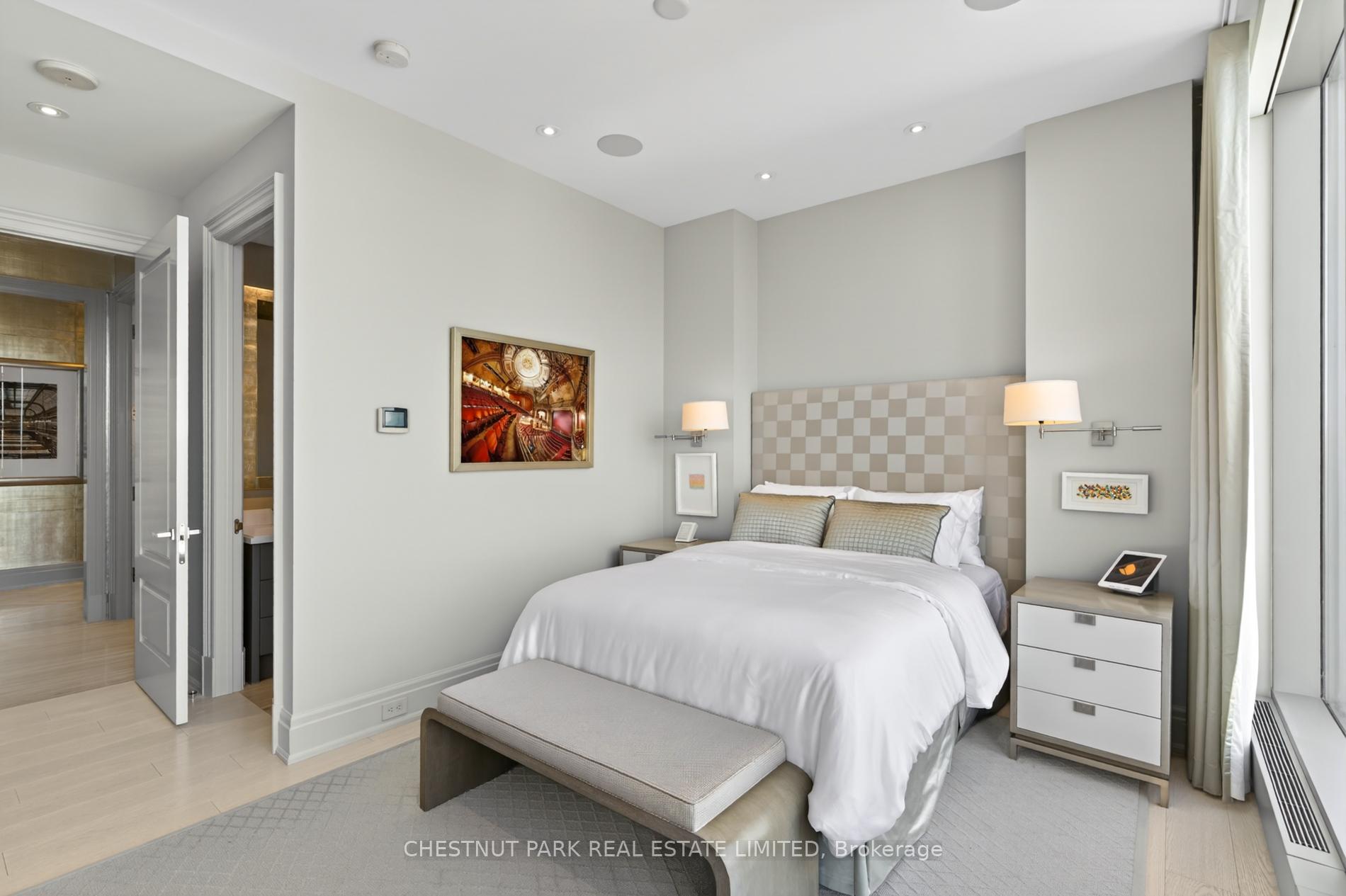 The Four Seasons Private Residences- Suite 4702