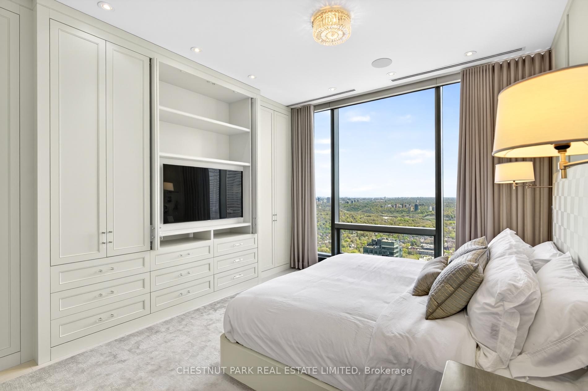 The Four Seasons Private Residences- Suite 4702