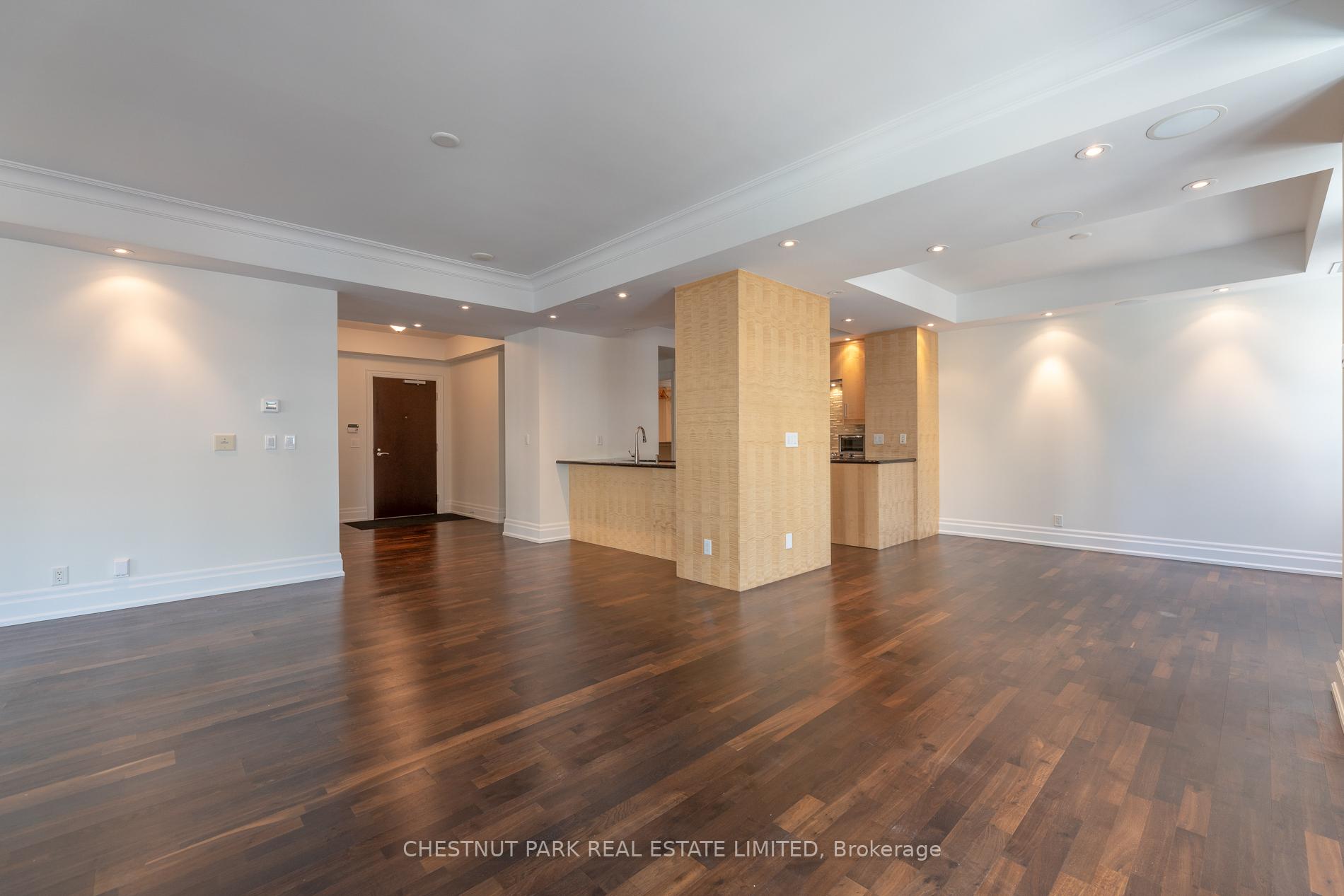 Suite 202- 68 Yorkville Avenue