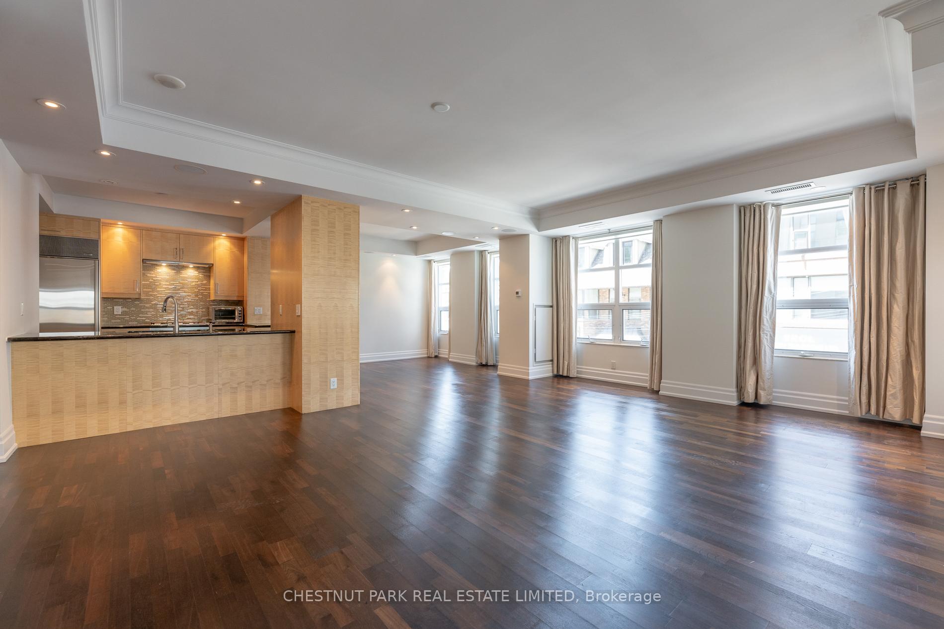 Suite 202- 68 Yorkville Avenue