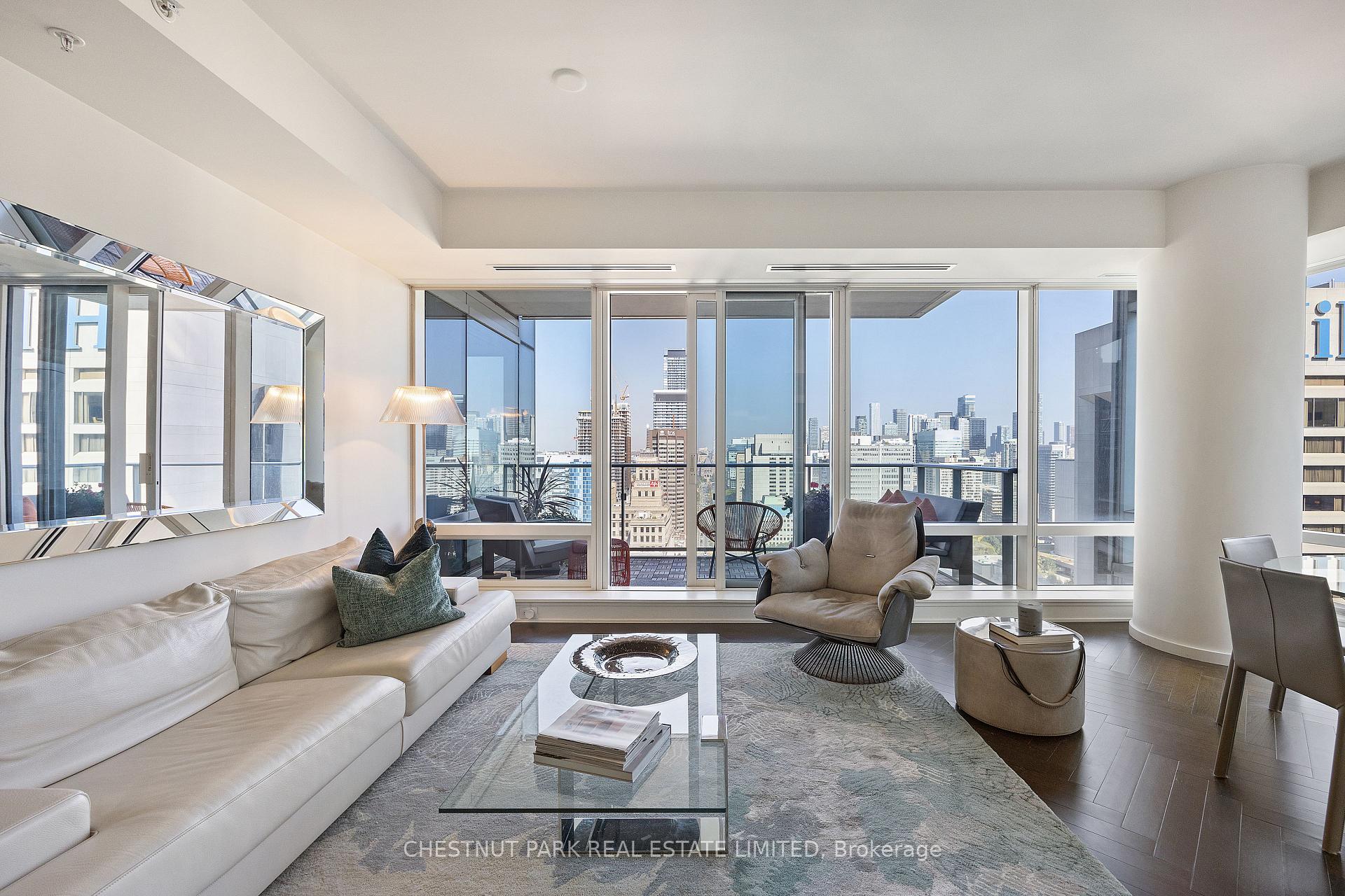 Suite 3006-180 University Avenue